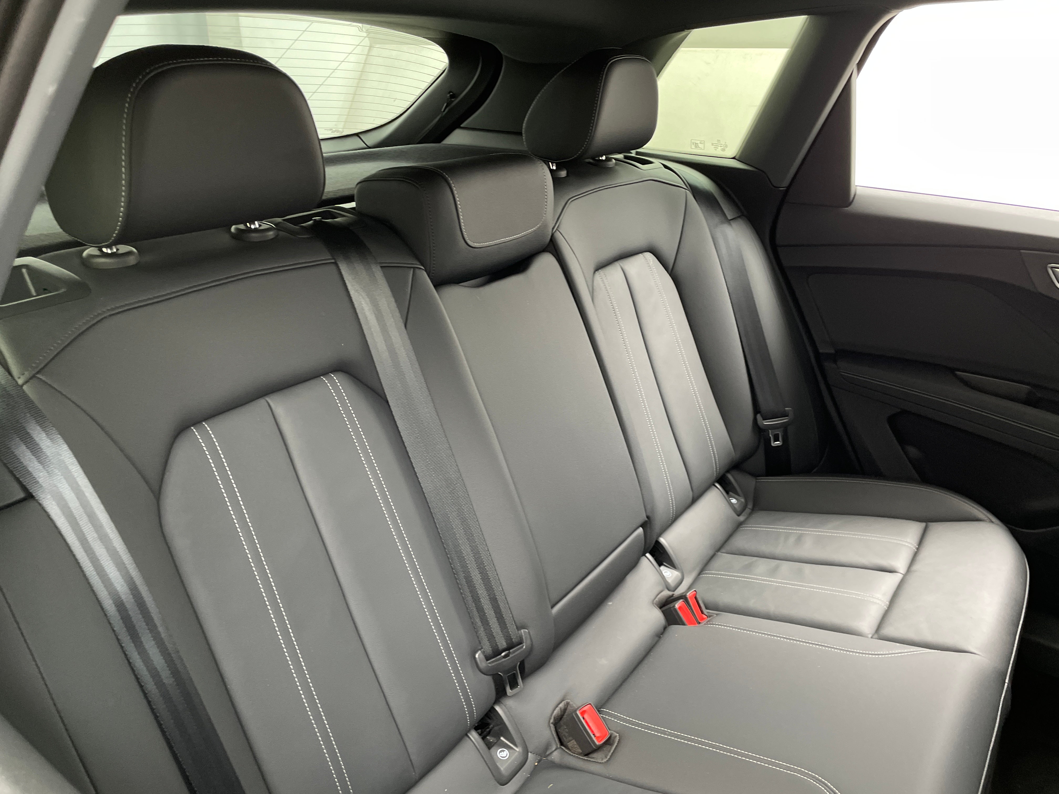 audi q4 e-tron 2024 WA1KUBFZ1RP077425 image audi q4 e-tron 2024 WA1KUBFZ1RP077425 image